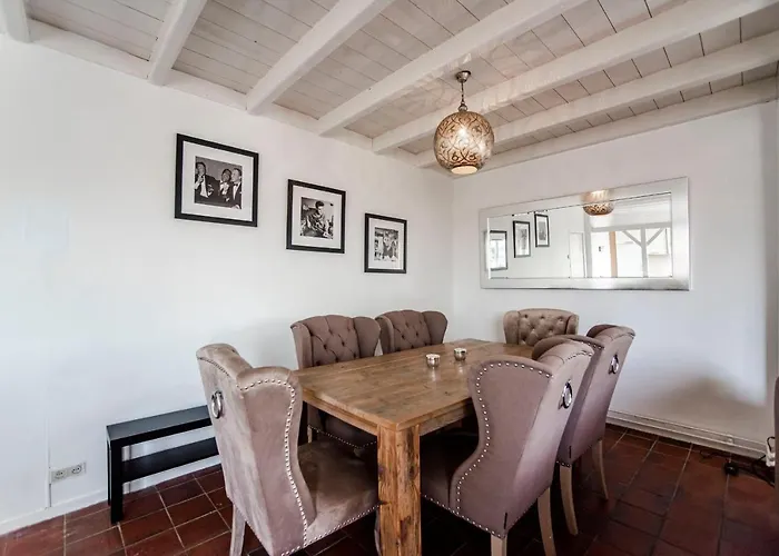 Zandvoort North Spacious 2 Bedroom Apartment