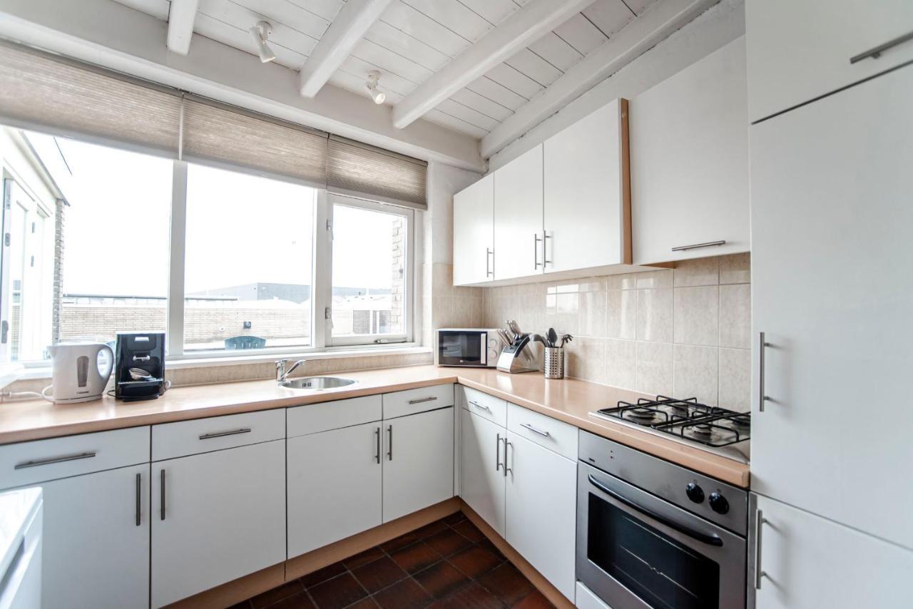 North Spacious 2 Bedroom Apartment Zandvoort